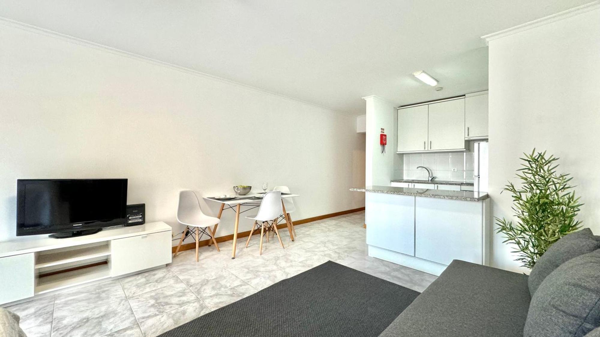 Praia Da Rocha, 4ºb Jardins Da Rocha, Charming Studio, Near The Sea, By Ig Portimao Exterior photo